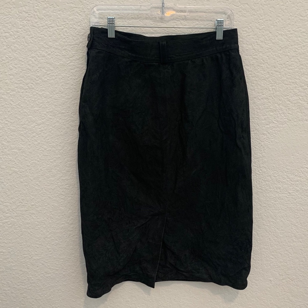 ✨🖤Vintage Yves Saint Laurent Black Suede Skirt✨🖤
